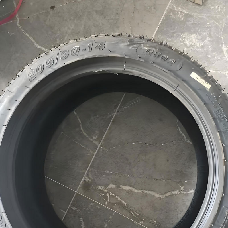 ATV TIRE/UTV TIRE Golf Cart  Tires 6 PR TUBELESS 